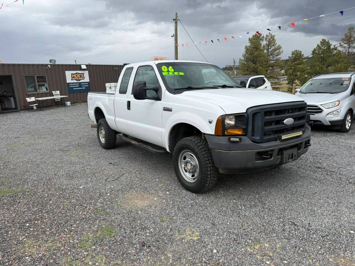 2006 Ford F350 Super Duty Super Cab - Financing Available