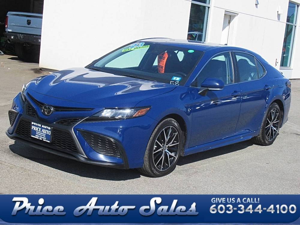 2023 Toyota Camry SE 4dr Sedan