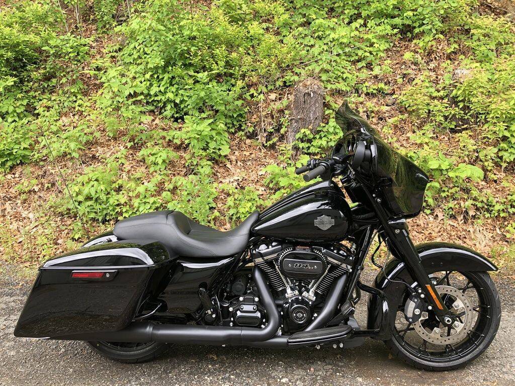 2023 Harley-Davidson Street Glide Special Vivid Black