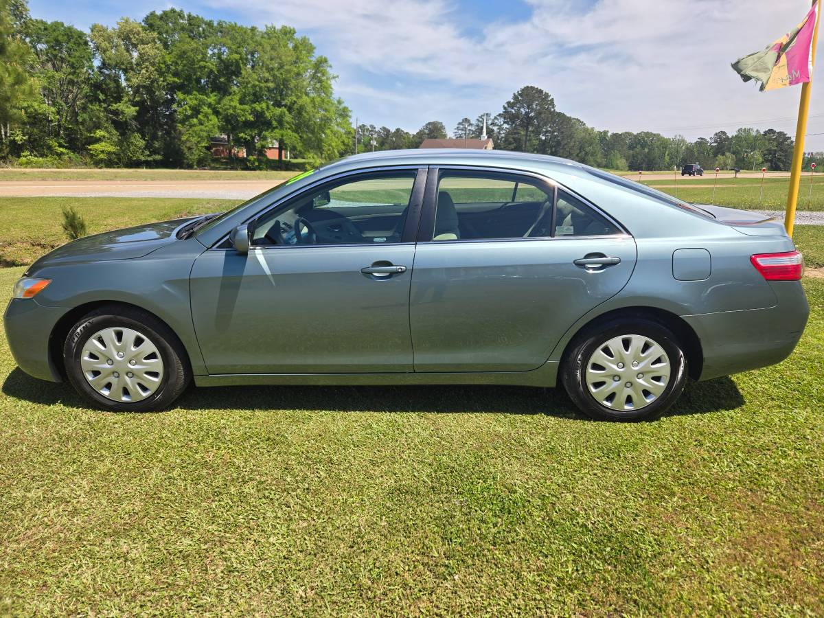 2009 Toyota Camry LE