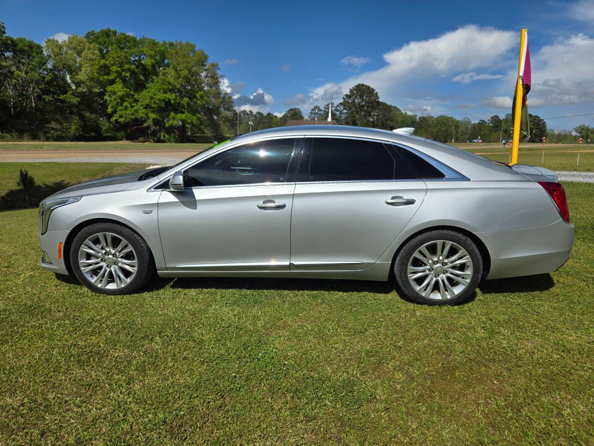 2018 Cadillac XTS Luxury AWD Perfect Warranty