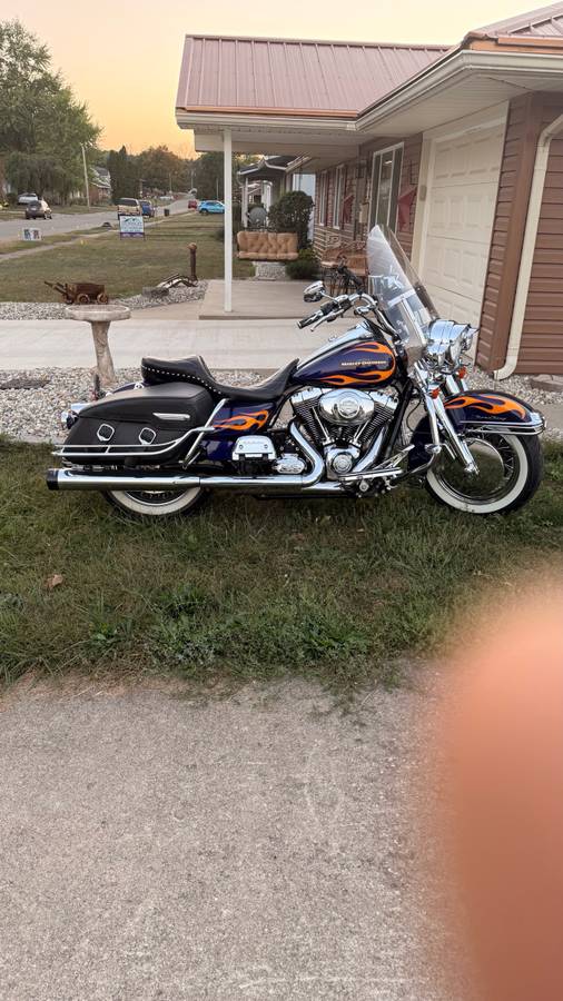 2012 Harley Davidson Road King Classic