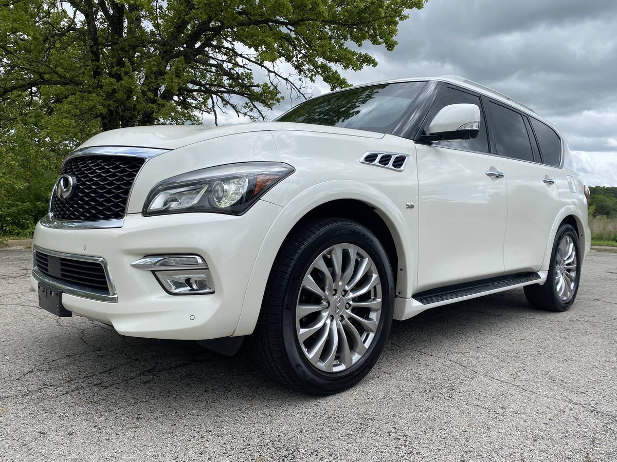 2015 Infiniti QX80 RWD