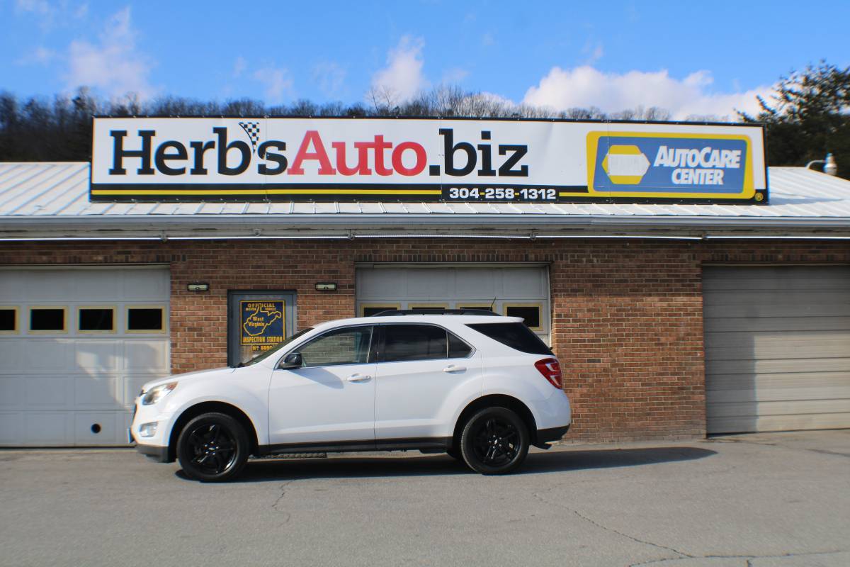 2017 CHEVROLET ALL WHEEL DRIVE EQUINOX LT