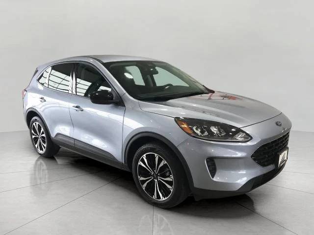 2022 Ford Escape KBB SAYS $21,090 WE SAY