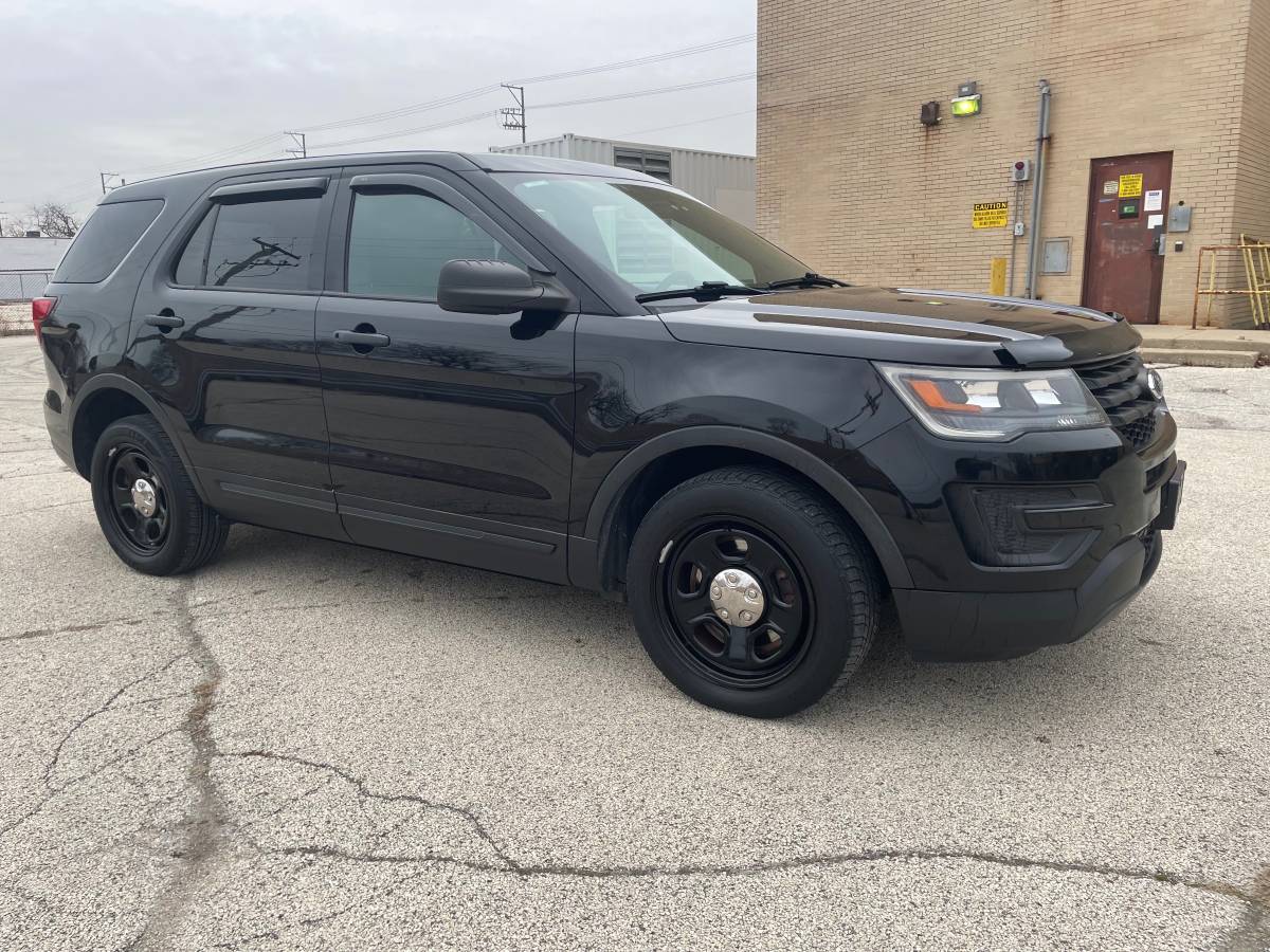 2017 Ford Explorer 4WD(Excellent Condition/Low Miles/1 Owner)