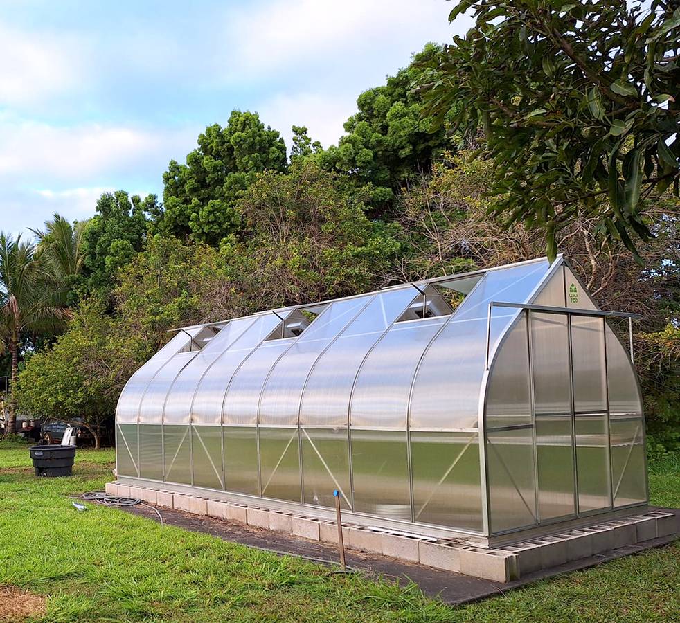 7x7, 12x14, 9x42 Greenhouses: Aluminum Frame +Fans/Vents