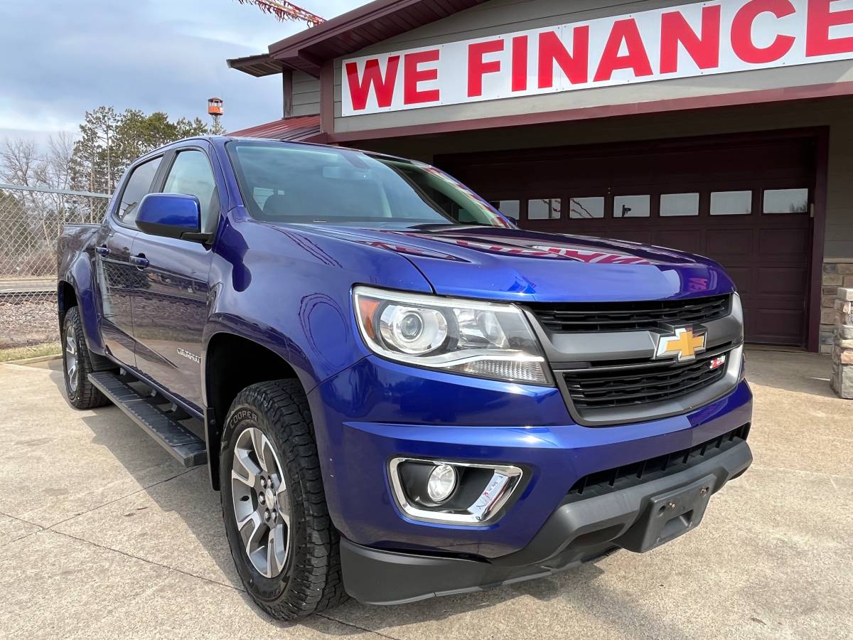 2017 CHEVY COLORADO Z71 CREW CAB 4X4, VERY CLEAN TRUCK