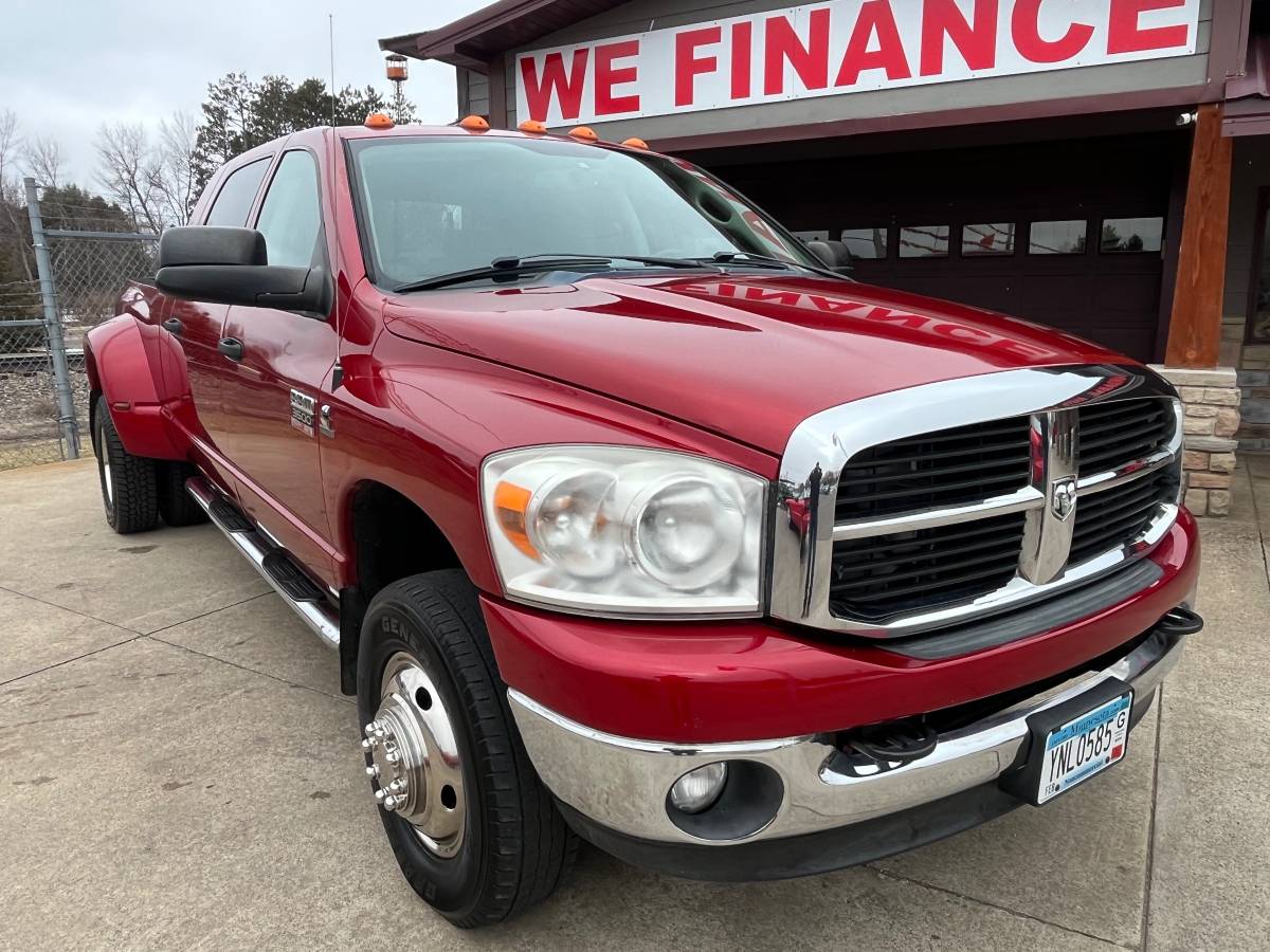2008 DODGE RAM 3500 MEGA CAB 4X4 , HARD TO FIND THIS CLEAN