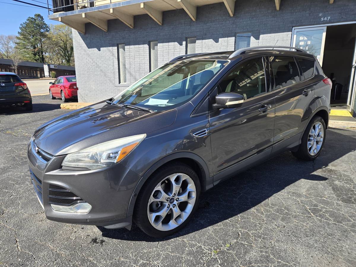 2015 Ford Escape Titanium AWD 31 MPG