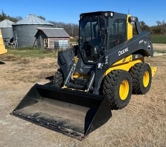 2021 John Deere 330G Skid Steer