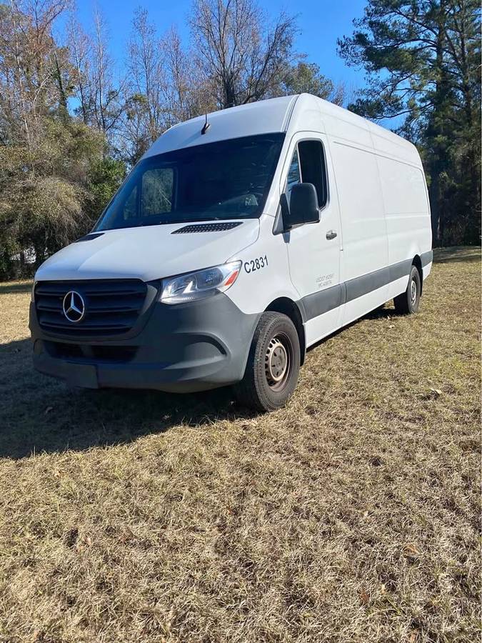 2023 Mercedes-Benz Sprinter 2500 Cargo Van