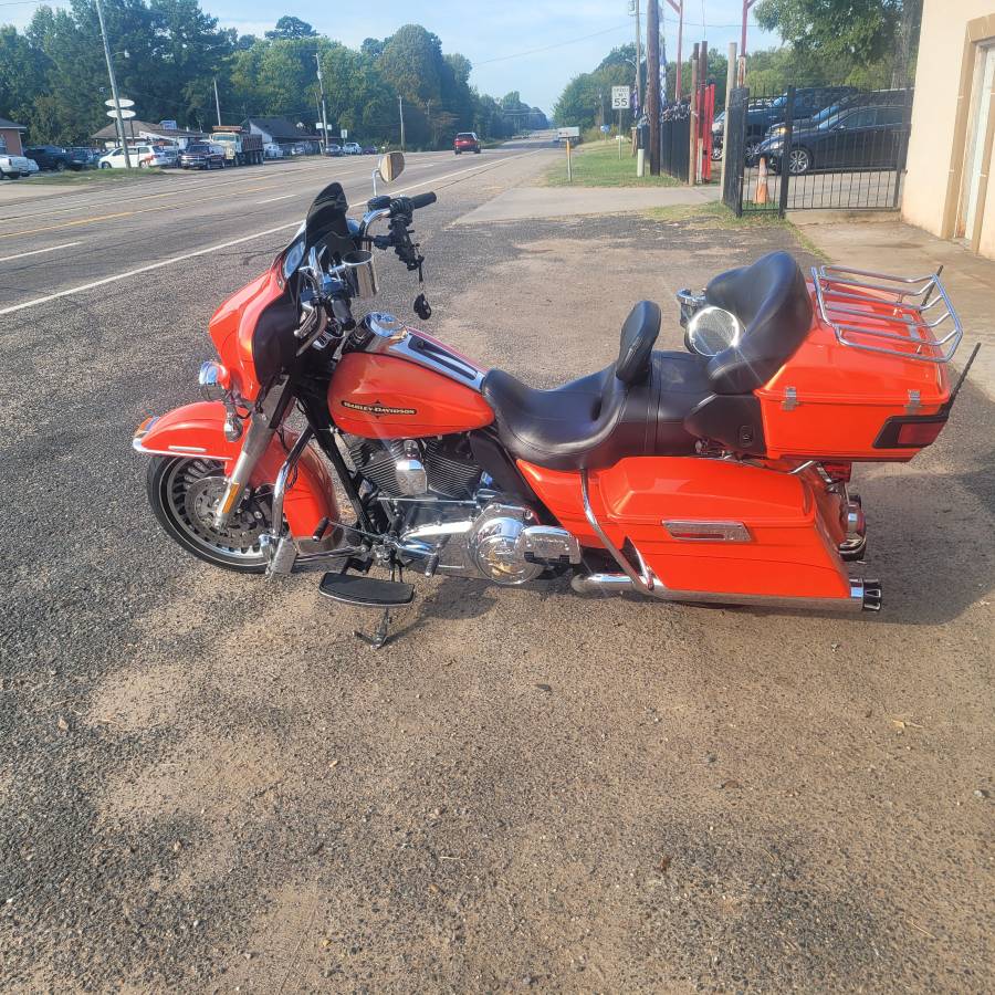 2012 HARLEY DAVIDSON
