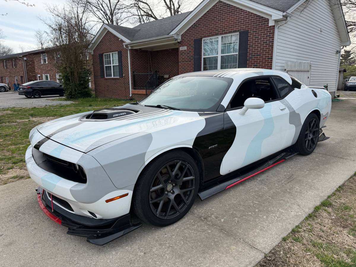 2016 Dodge charger RT shaker