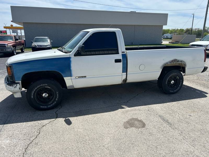 1994 Chevrolet C/K 1500 Reg. Cab W/T 8-ft. Bed 4WD