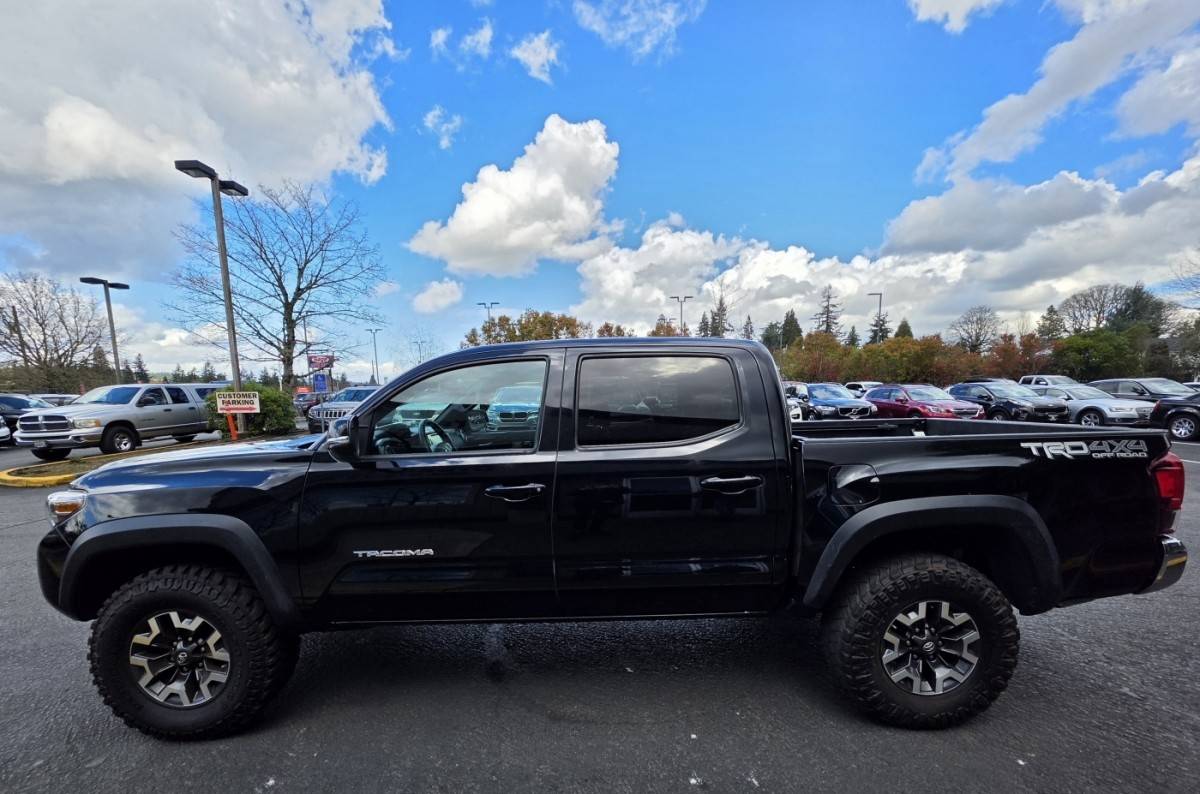 2019 Toyota Tacoma Double Cab 4x4 4WD Trd Off-road Pickup 4d 5 Ft Tru