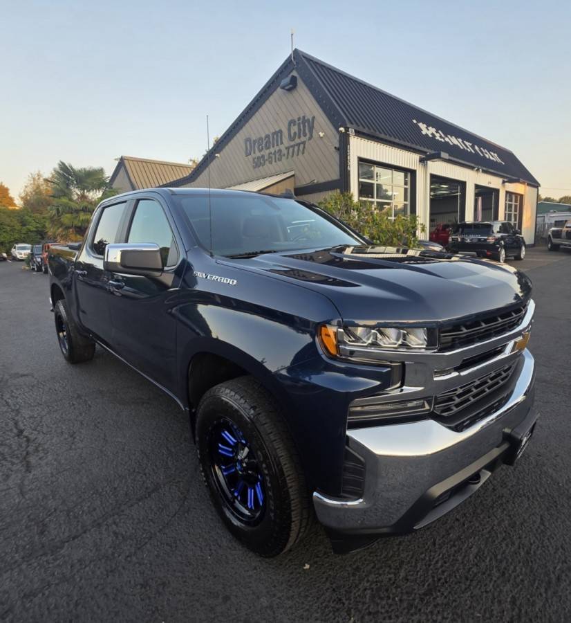 2021 Chevrolet Silverado 1500 Crew Cab 4x4 4WD Chevy Lt Pickup 4d 5 3