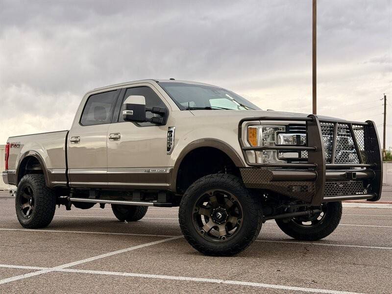 2017 Ford F-250 4x4 4WD F250 Super Duty Lariat LIFTED DIESEL TRUCK LI