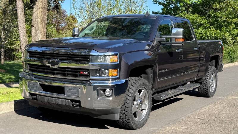 CHEVROLET Silverado 2500HD LTZ 6.6L TDI fordF250 RAM 2500 3500