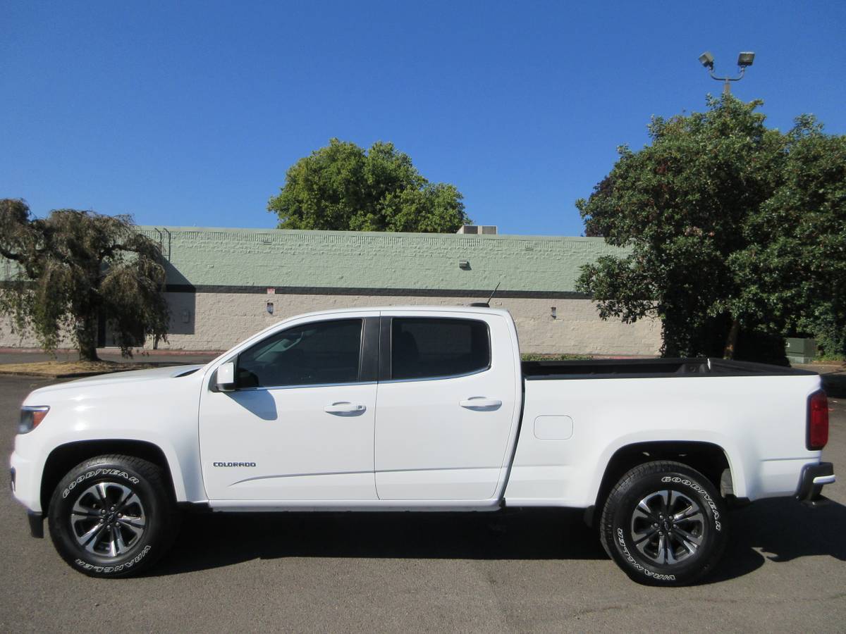 2016 Chevrolet Colorado Crew Cab 4x4 - Exceptional Truck
