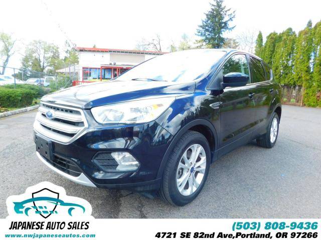 2017 Ford Escape SE suv Shadow Black
