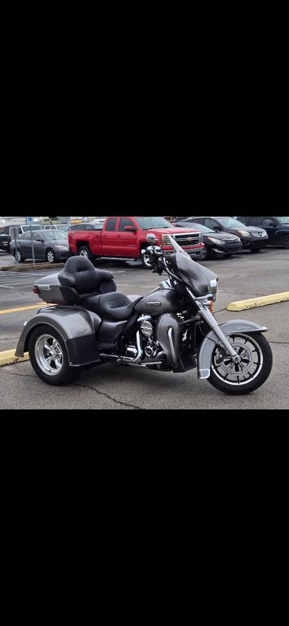 2017 Harley Ultra Trike Conversion