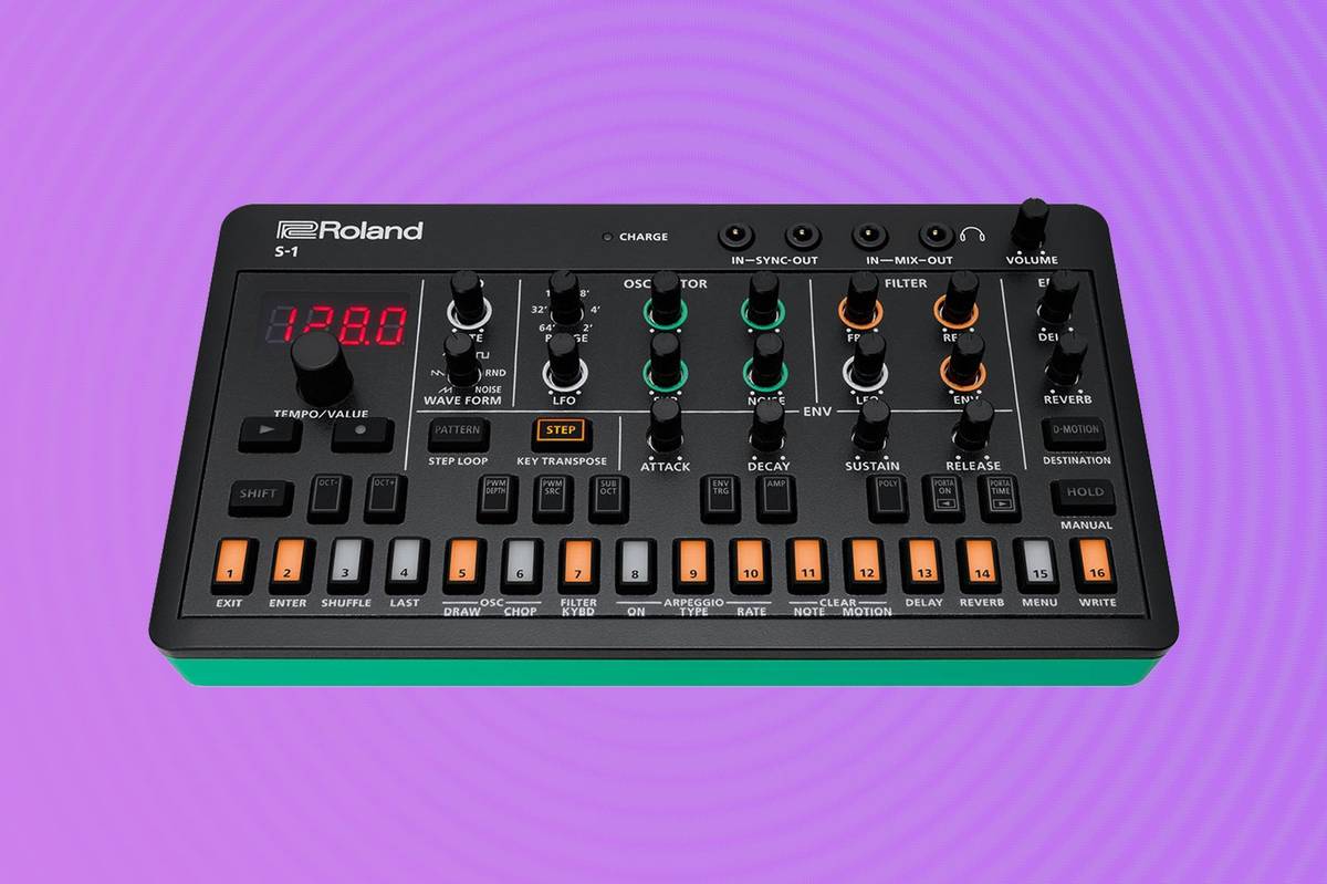 roland s1 tweak synthesizer BRAND NEW