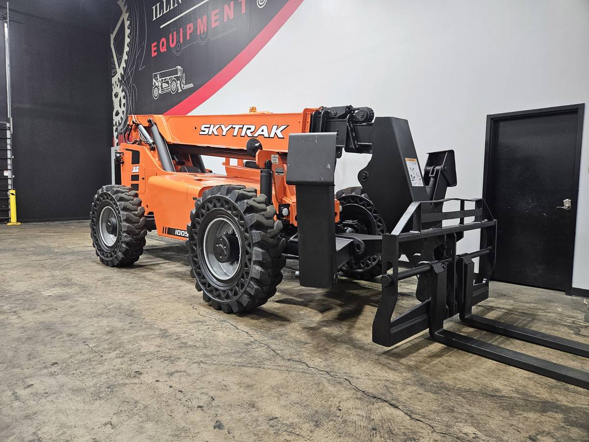 2016 SKYTRAK 10054 TELEHANDLER