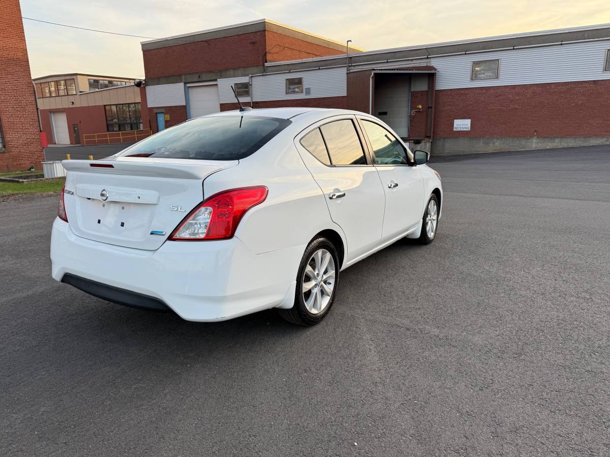 NISSAN VERSA 2015 SL RUNS PERFECT