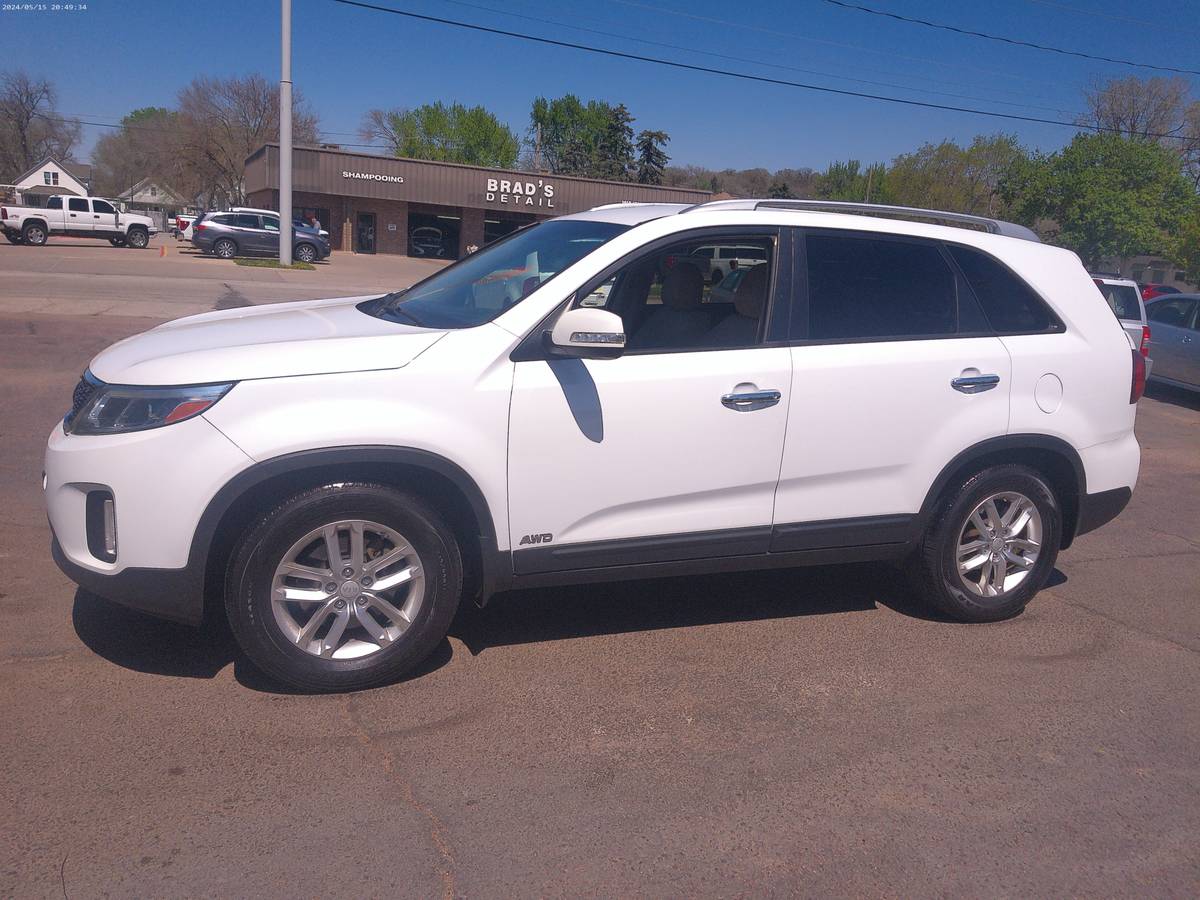2015 Kia Sorento LX AWD nice