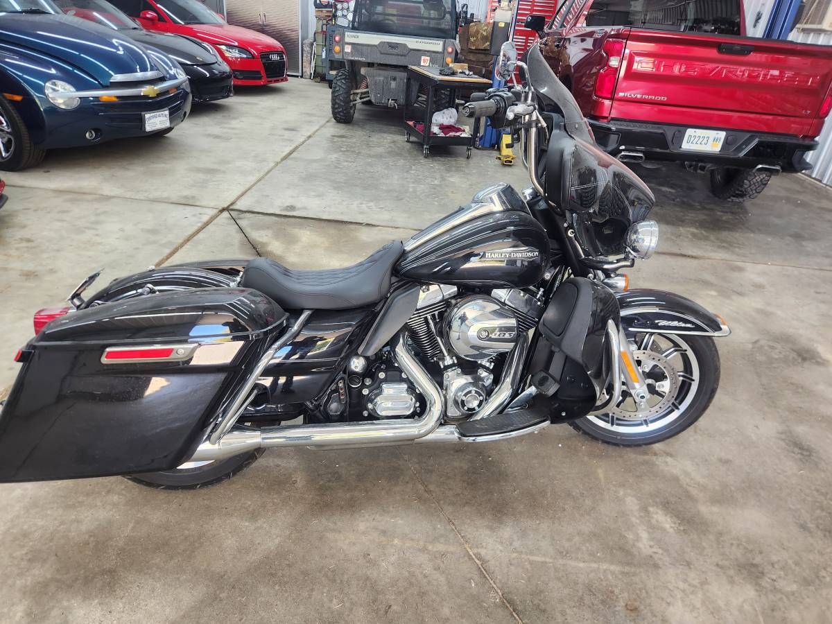 14 HARLEY DAVIDSON ULTRA