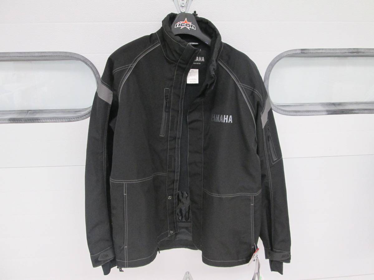 Yamaha Black Revi Mountain Jacket