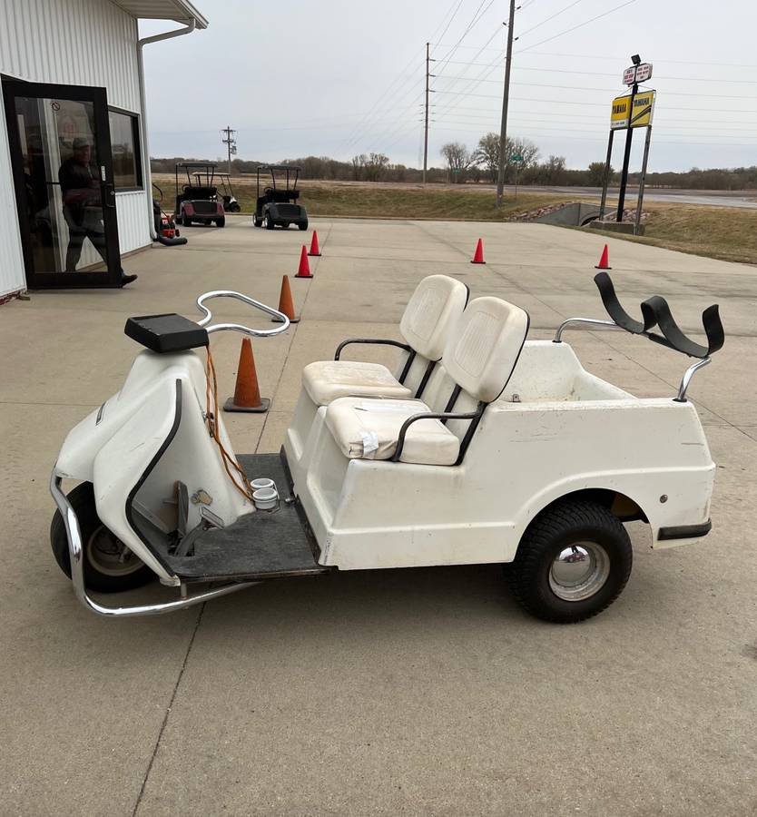 1981 HARLEY DAVIDSON 3 WHEEL GOLF CAR