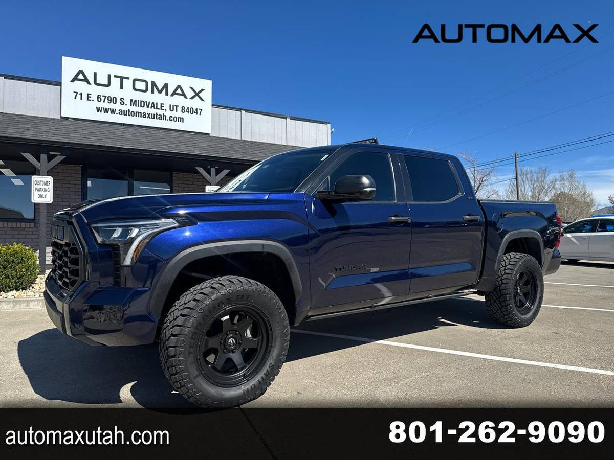 2022 Toyota Tundra SR5 CrewMax 4WD