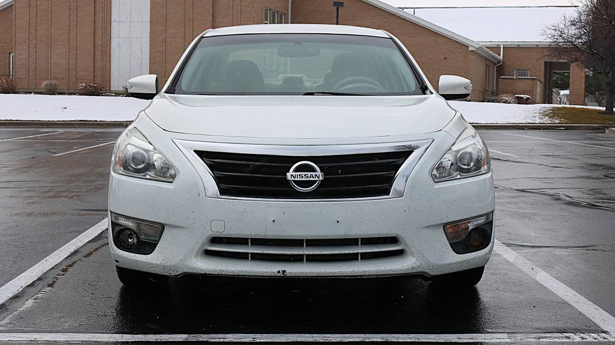 2014 Nissan Altima SV-Excellent Condition