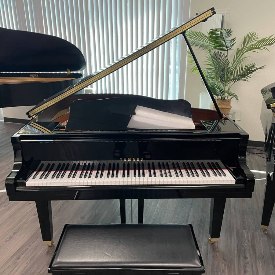 Yamaha GB1K Baby Grand Piano