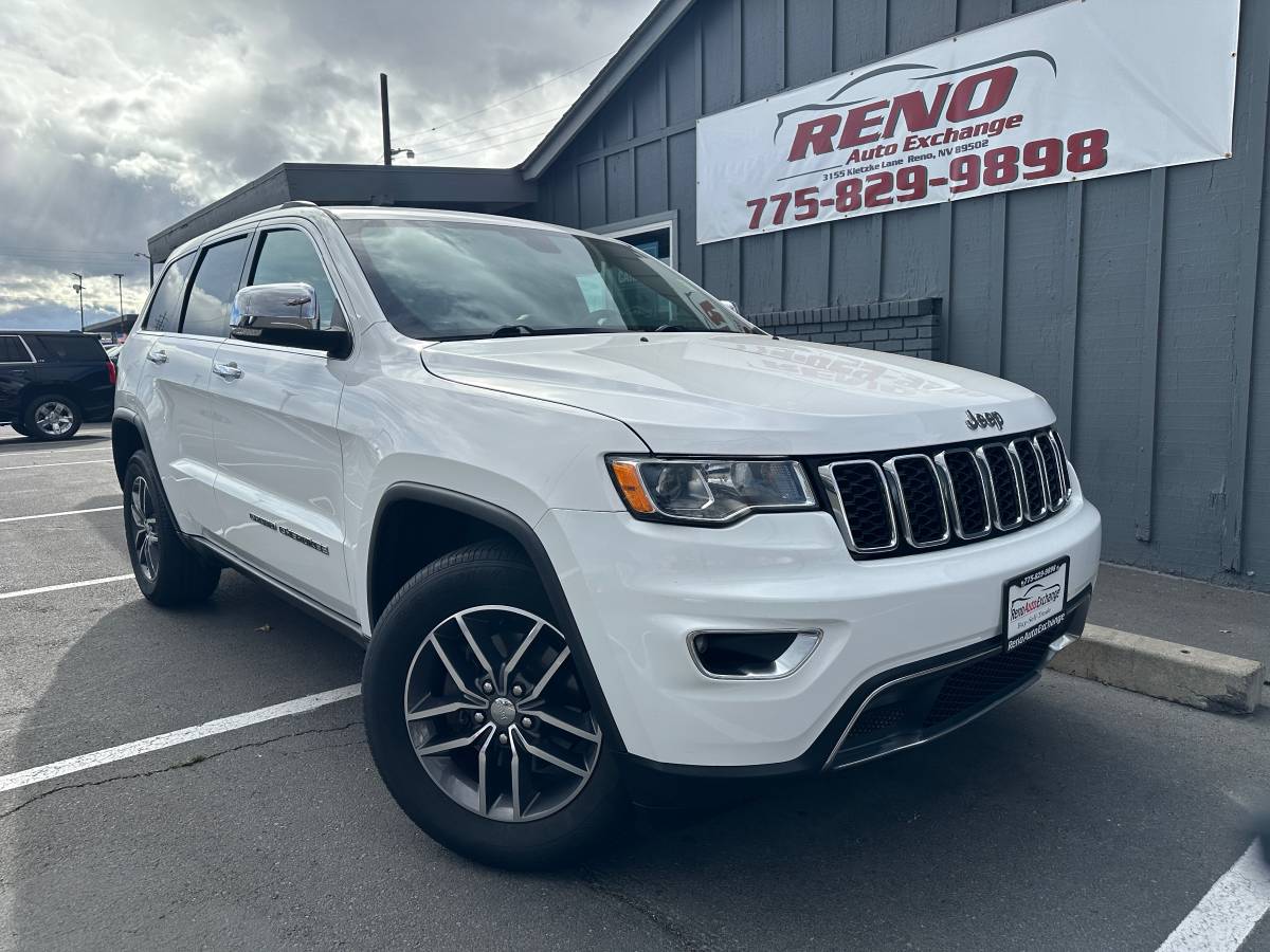 2018 Jeep Grand Cherokee Limited, Navigation With Heated Seats