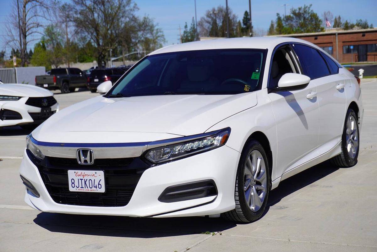 2018 Honda Accord LX 4dr Sedan