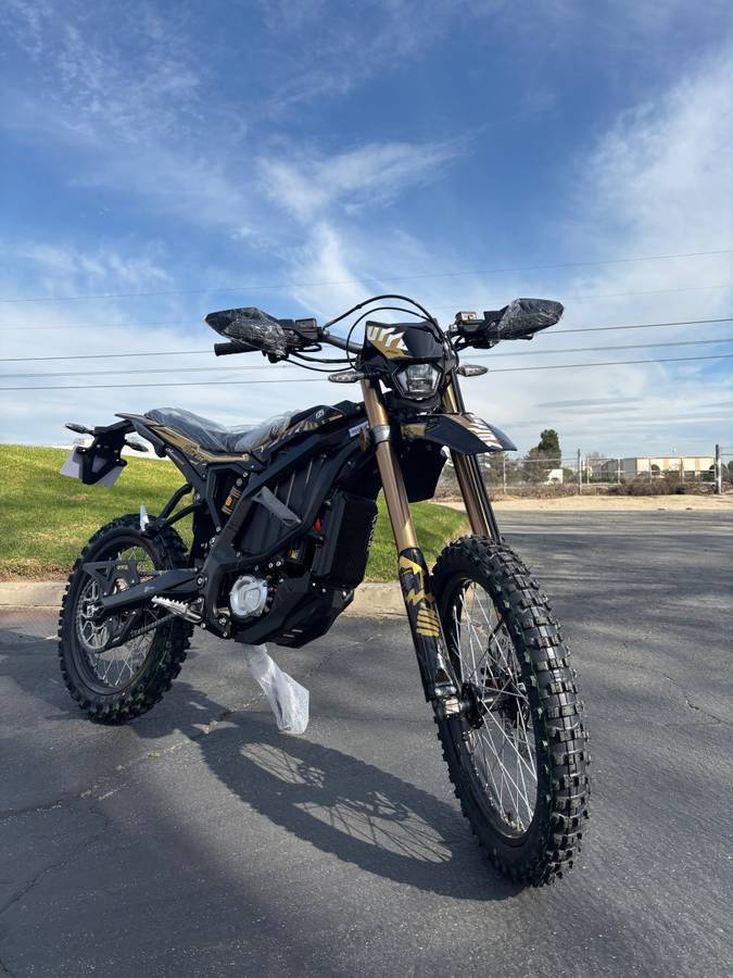 2025 Surron Ultra Bee E BIKE at turbopowersports 65MPH huge Sale