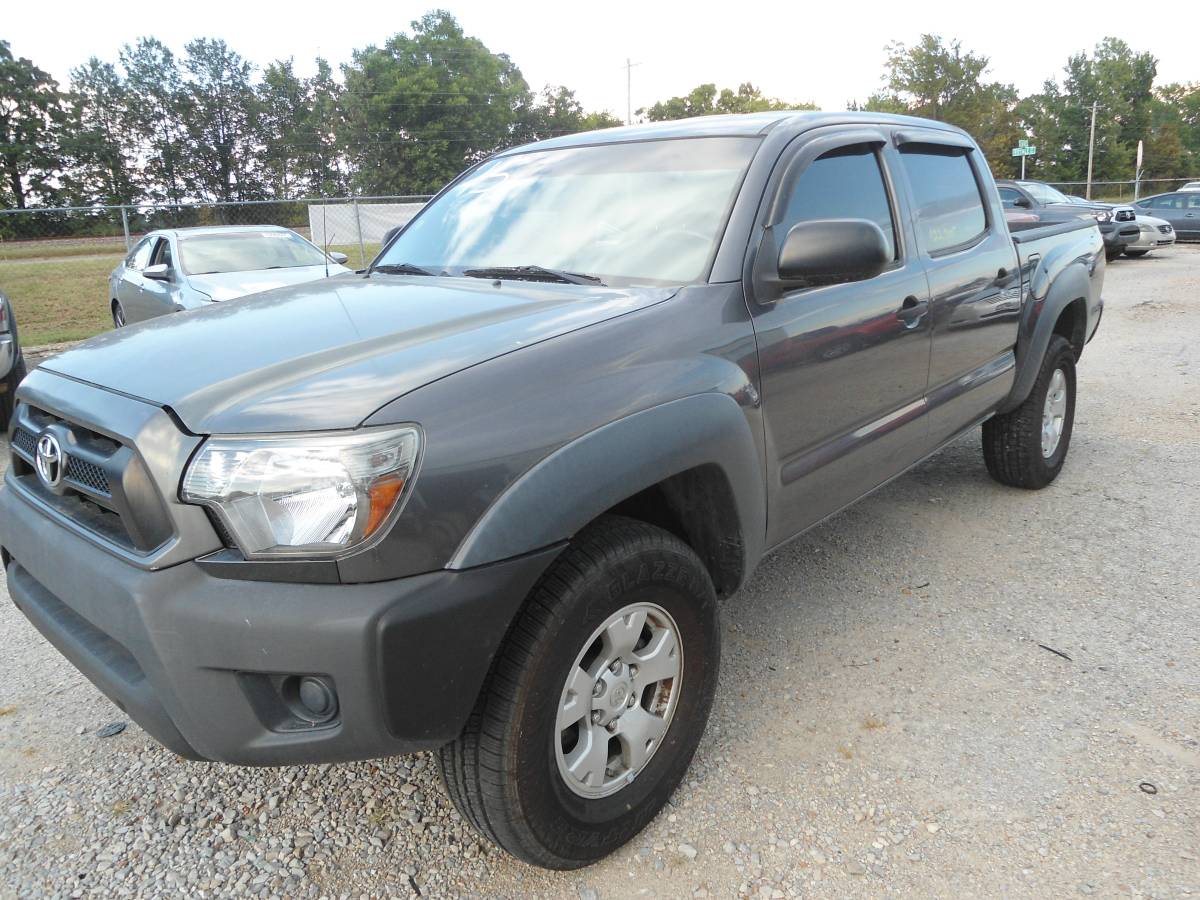 2015 Toyota Tacoma 4 Door 4WD