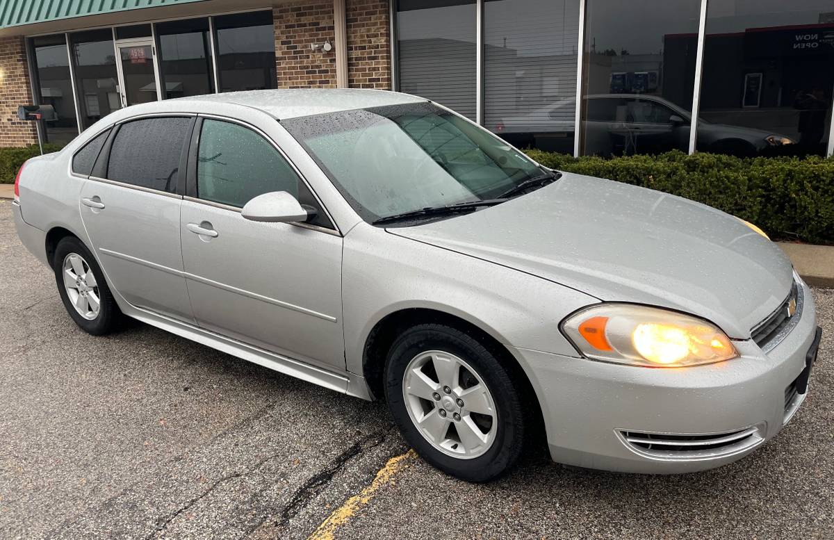 Chevrolet 2011 Impala LT