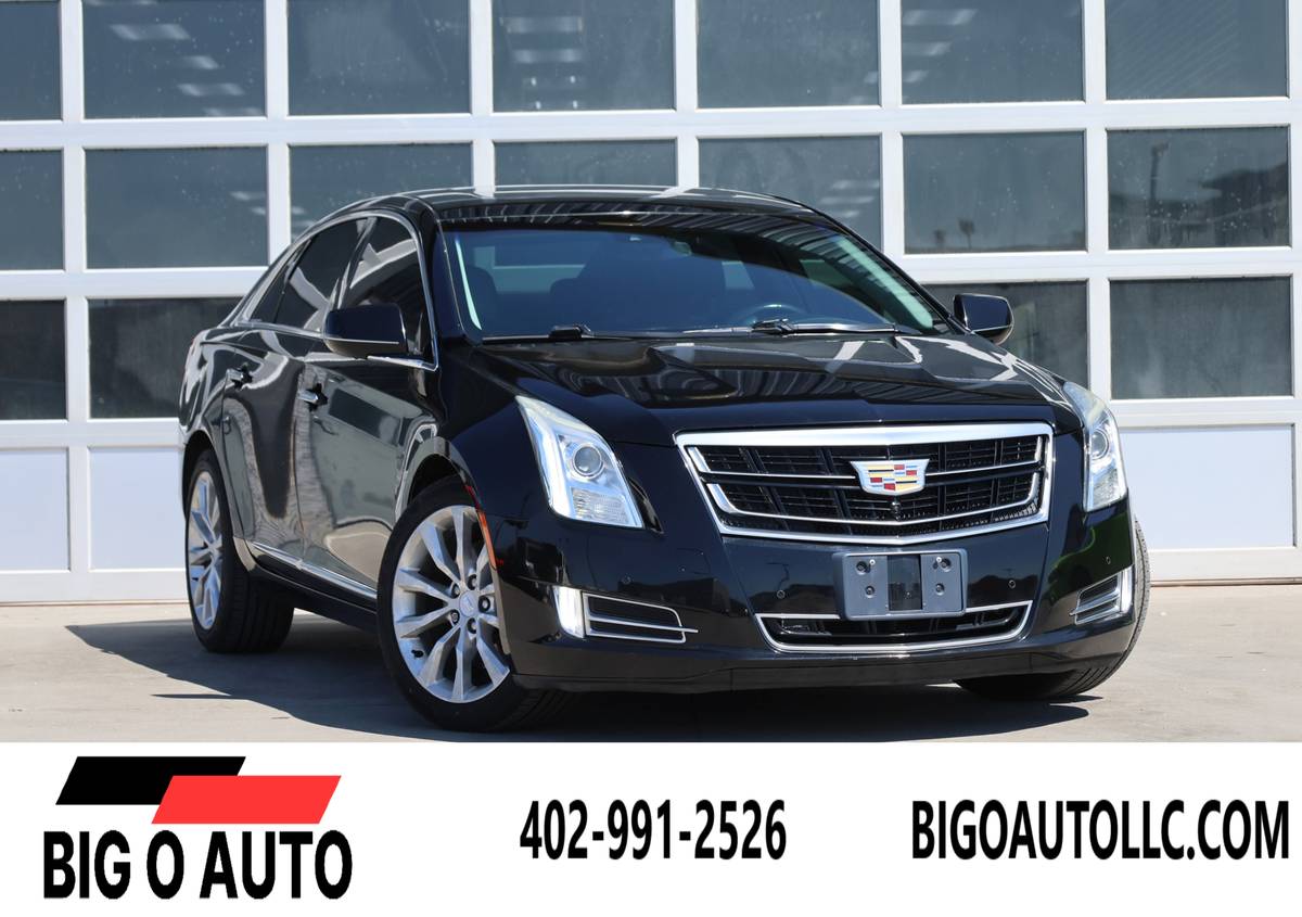 2017 CADILLAC XTS LUXURY AWD 64K MILES
