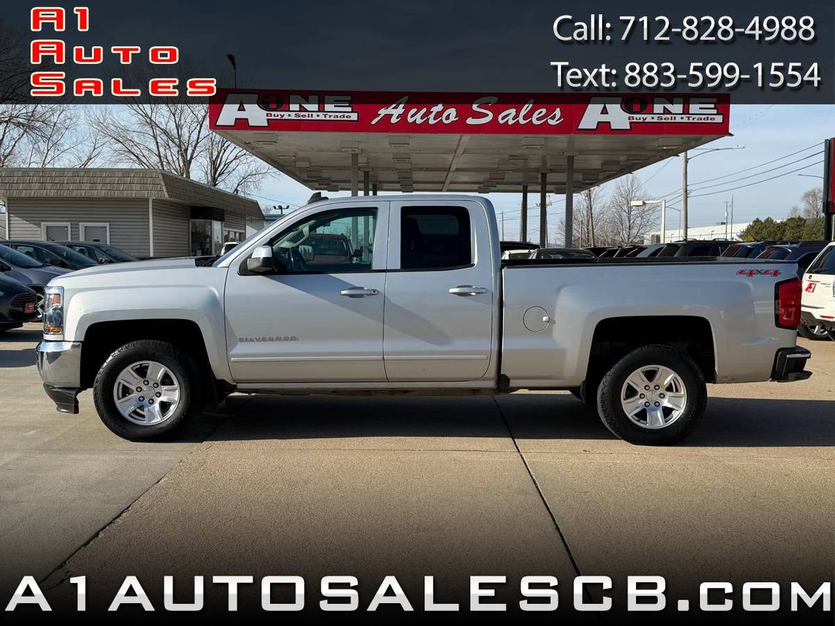 2017 Chevrolet Silverado 1500 4WD Double Cab 143.5 LT w/1LT