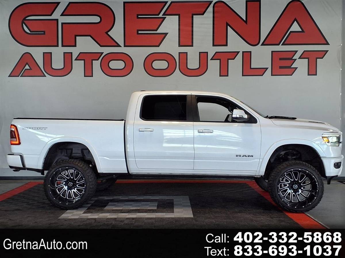 2022 RAM 1500 Laramie 4x4 Crew Cab 64 Box