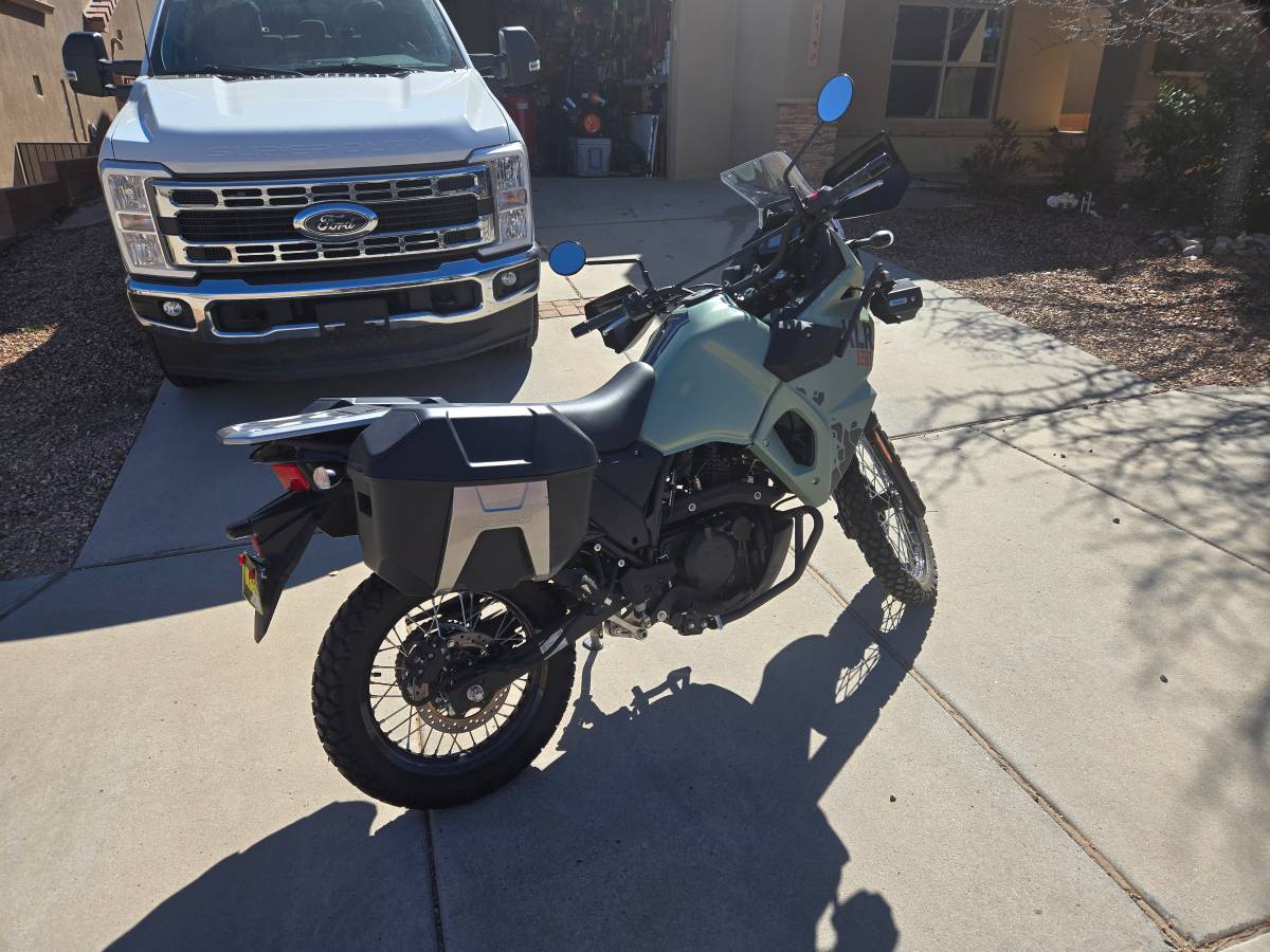 2024 Kawasaki KLR650 Adventure abs