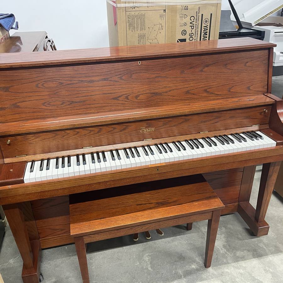 Boston Designed by Steinway UP118S Professional Studio Piano