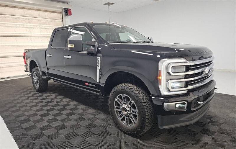 2024 Ford F-350 4x4 4WD Super Duty Limited DIESEL TRUCK FORD F350 Tr