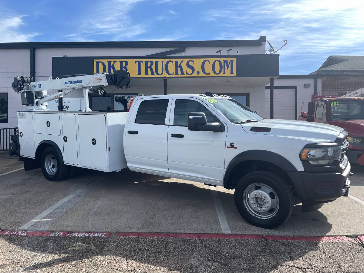 2023 RAM 5500 CREW CAB 4X4 MECHANICS CRANE TRUCK