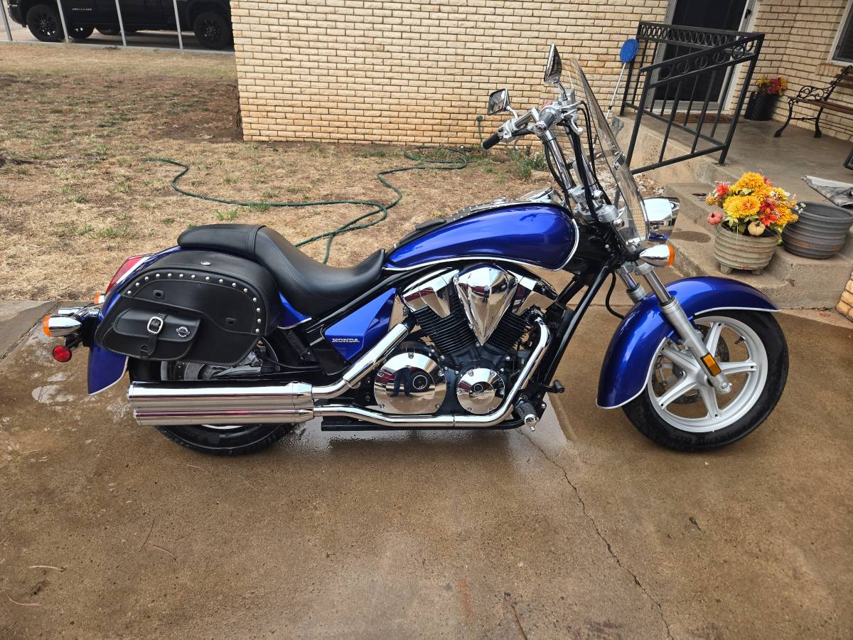 2015 Stateline 1300, 3k miles