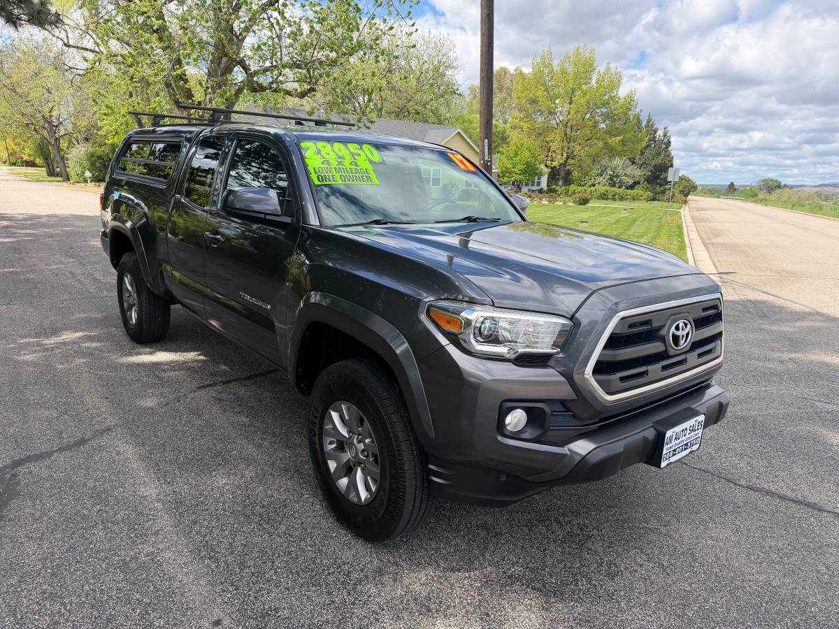 2017 Toyota Tacoma 4WD 3.5 V6 SR5
